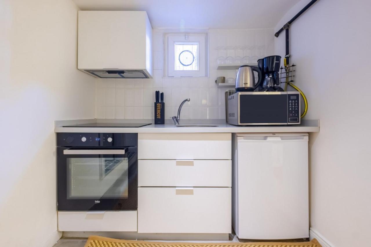 Vibrant Flat 5 Minutes Walk To Istiklal In Beyoglu Leilighet Istanbul Eksteriør bilde